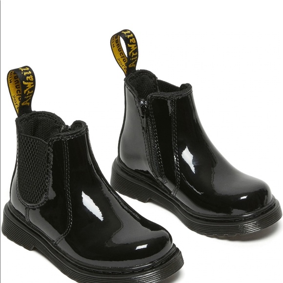 Size 9 nwt - Picture 2 of 2